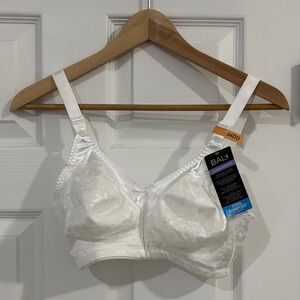Bali Women's Elegant White Floral Bra
